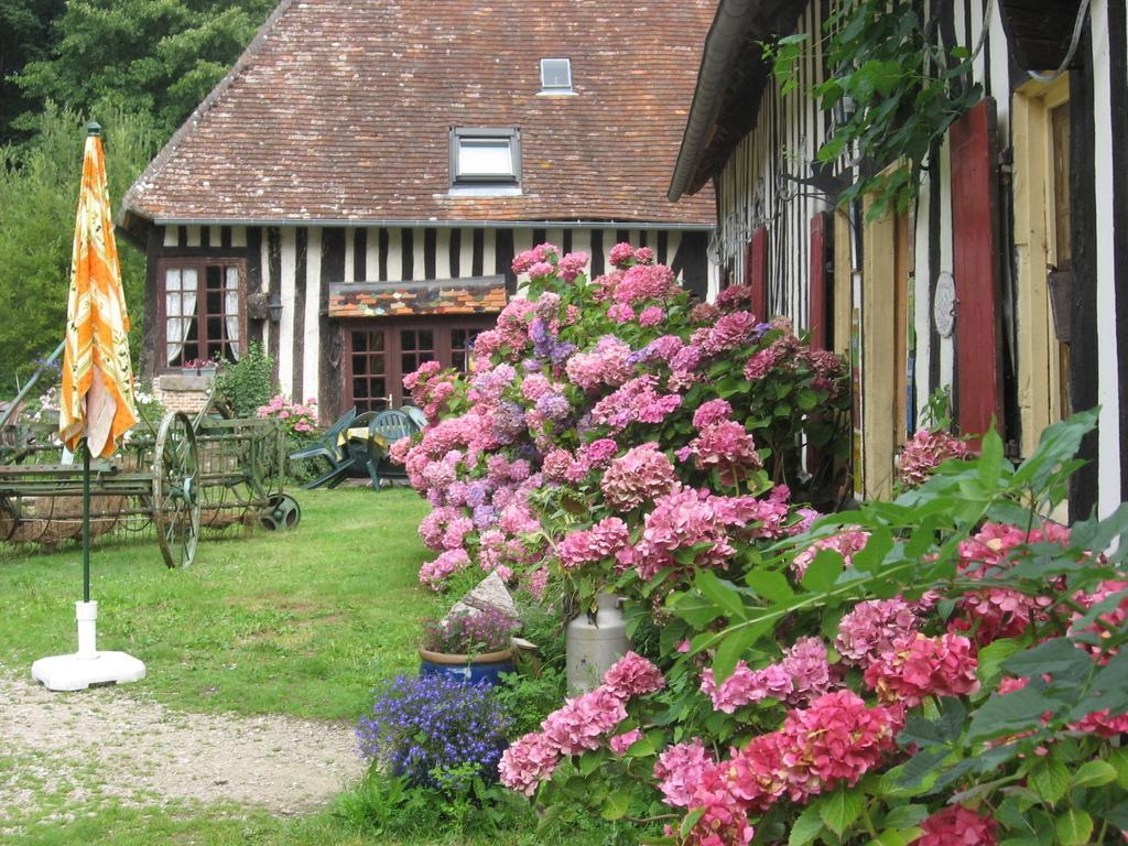 La Boursaie Bed & Breakfast Livarot-Pays-d'Auge Eksteriør bilde